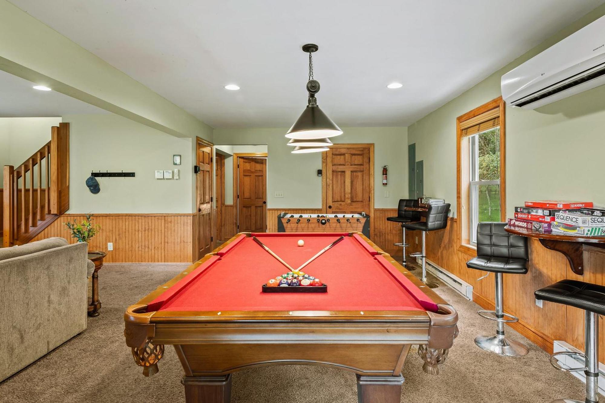 Holiday home Otter Banks By Avantstay Sleeps 18 Hot Tub Views Game Albrightsville